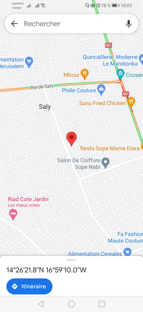 Terrain de 300 mètres carrés délibération à Saly carrefour