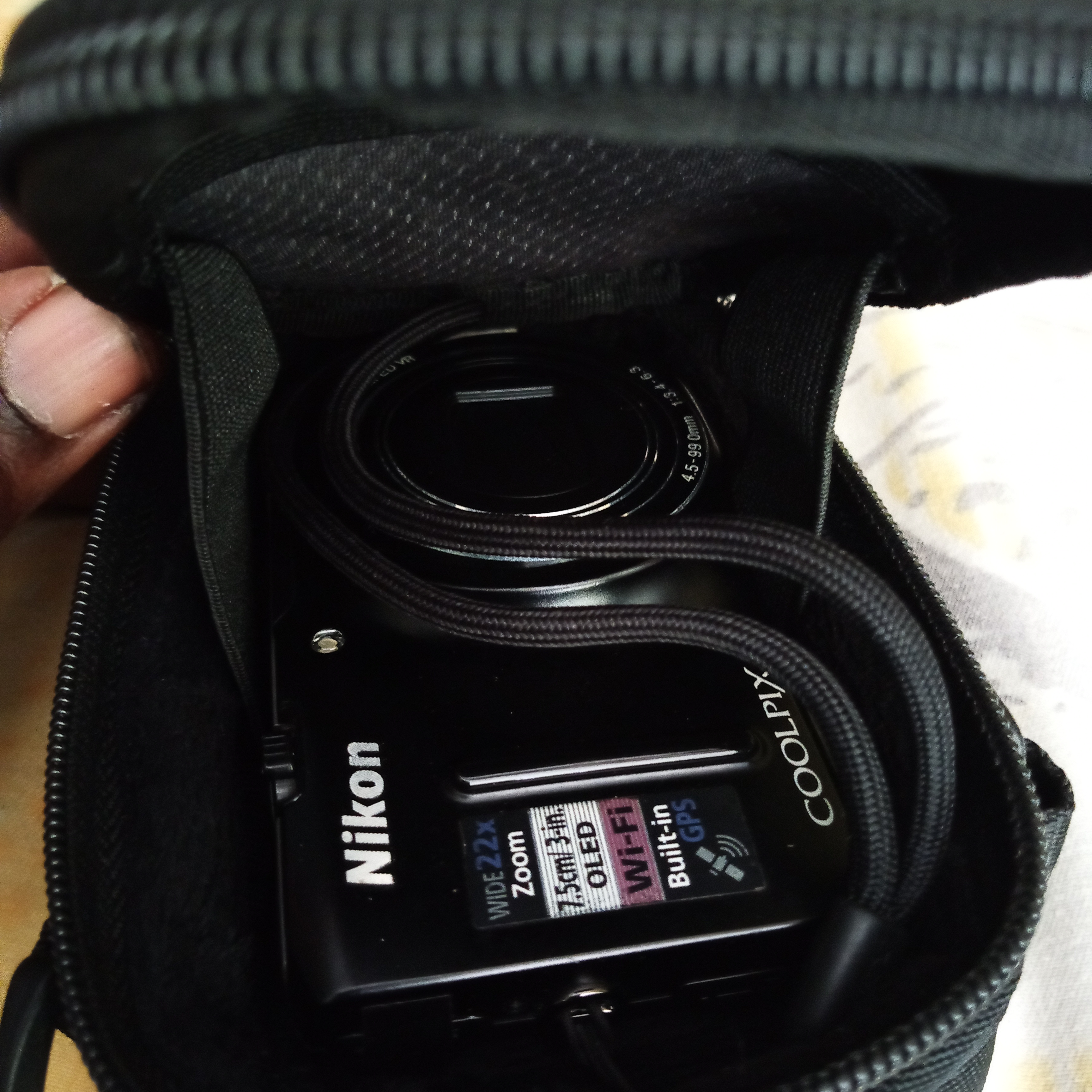 VEND APPAREIL PHOTO NIKON PRO. VEND APPAREIL PHOTO NIKON PRO.