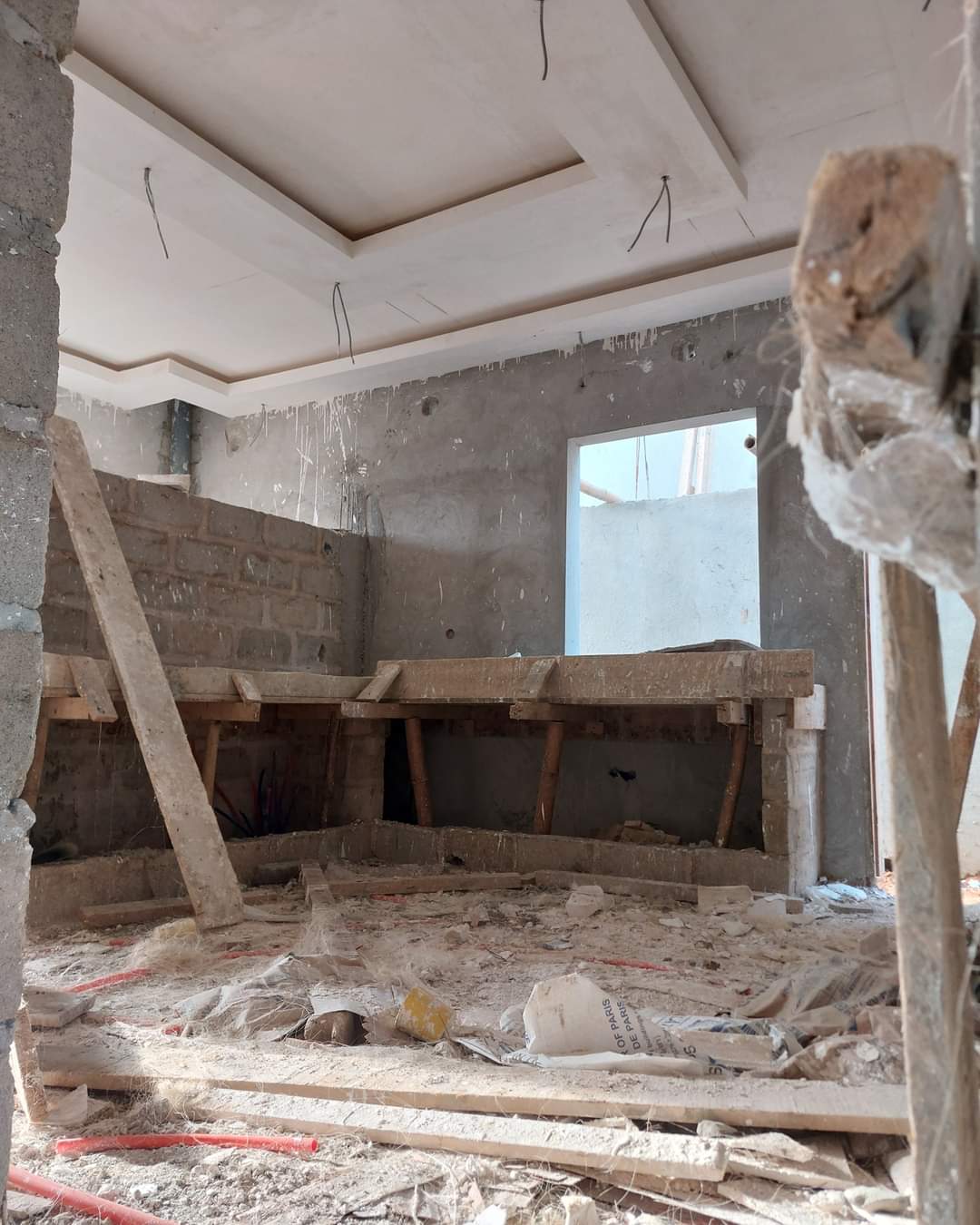 vente de villa duplex 5 et 6 pièces à Bingerville Route de akandjé.