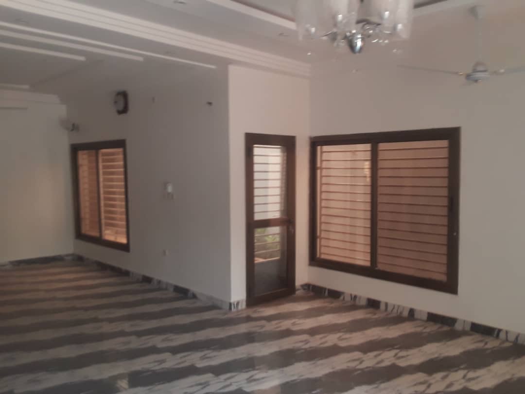 entreprise AKDR Mali commerce générale international vente achat immobilier maison