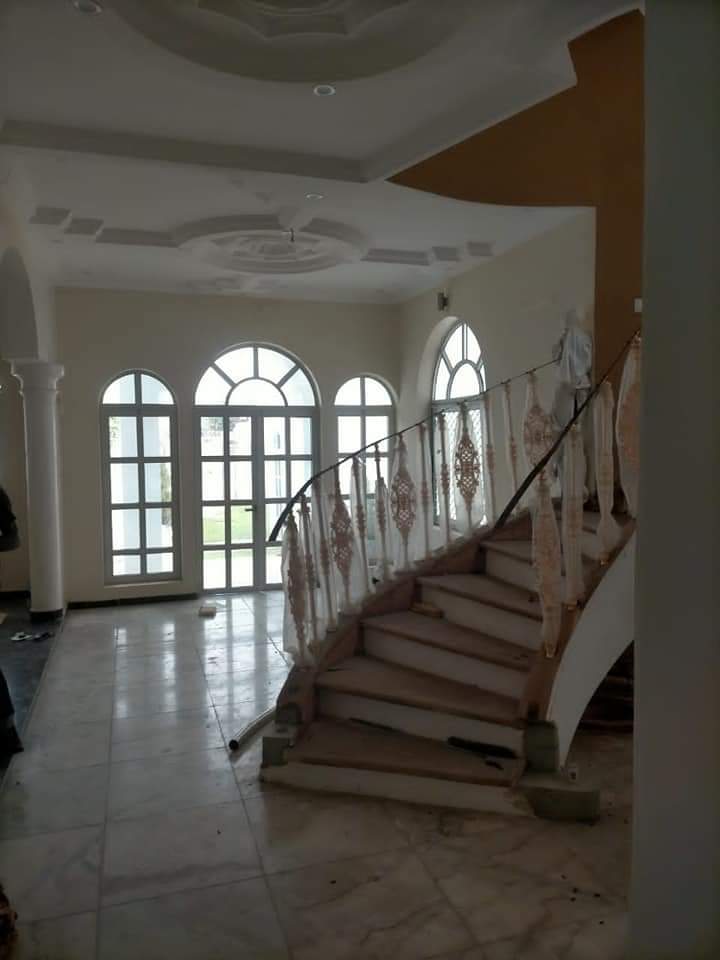 Grande villa à louer à Cotonou AKPAKPA Censad Grande villa à louer à Cotonou AKPAKPA Censad