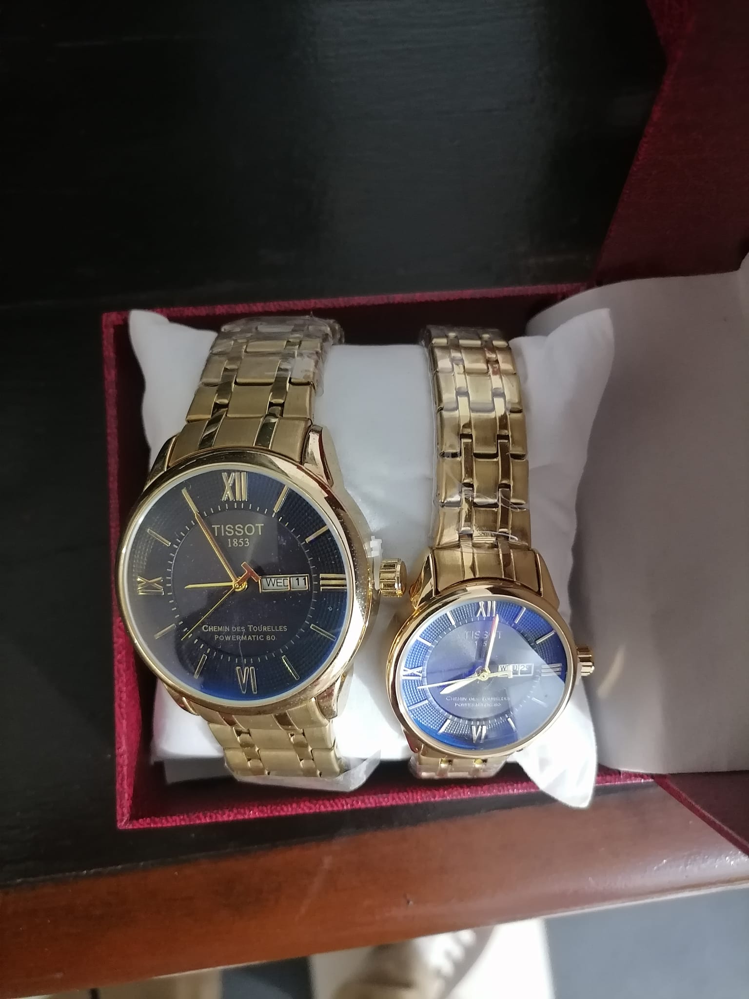 MONTRE COUPLE