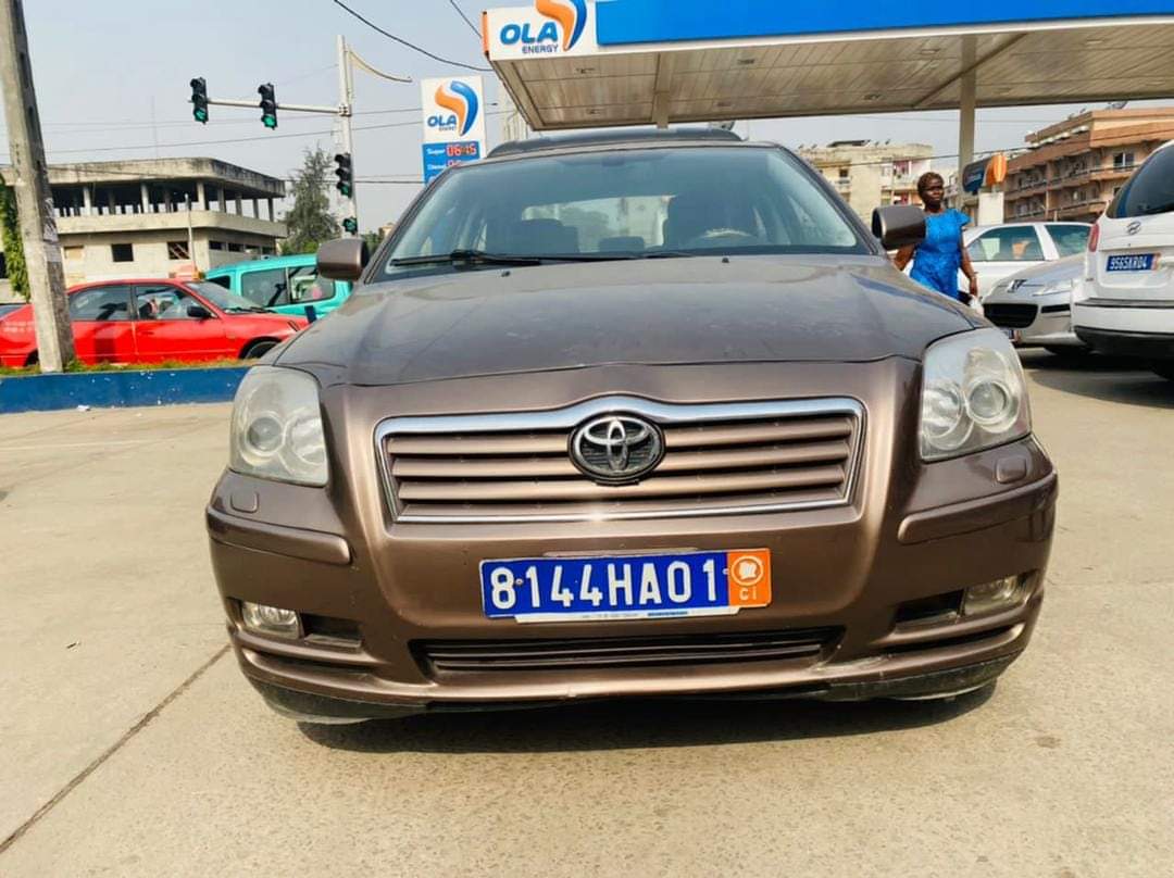 Toyota avensis 2006 boite automatique Toyota avensis 2006 boite automatique