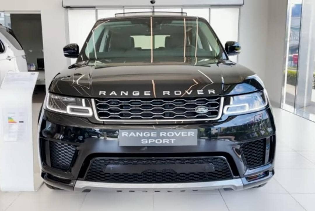 Une Rang Rover pour 5 Voyages gratuit Une Rang Rover pour 5 Voyages gratuit