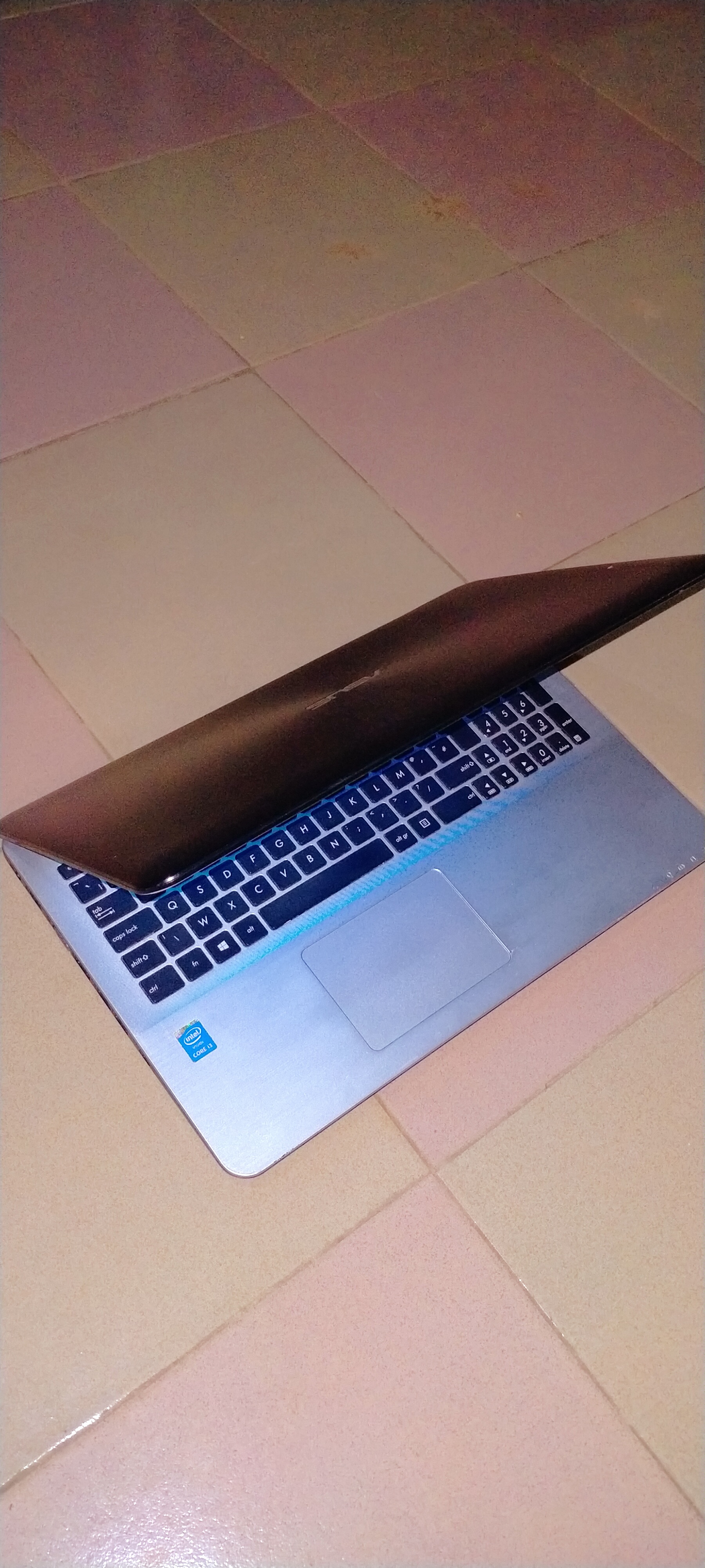 Asus Slim 4th Core i3 Asus Slim 4th Core i3