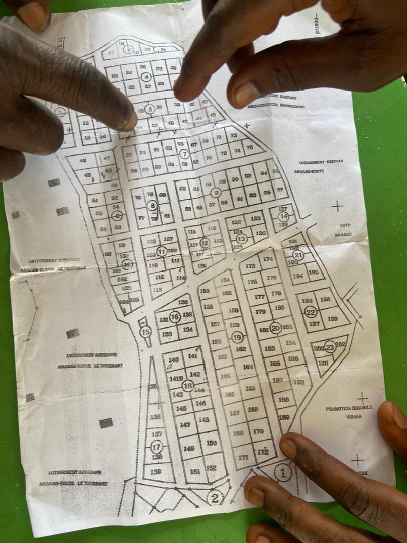 CADEAU DE NOËL VENEZ VOIR