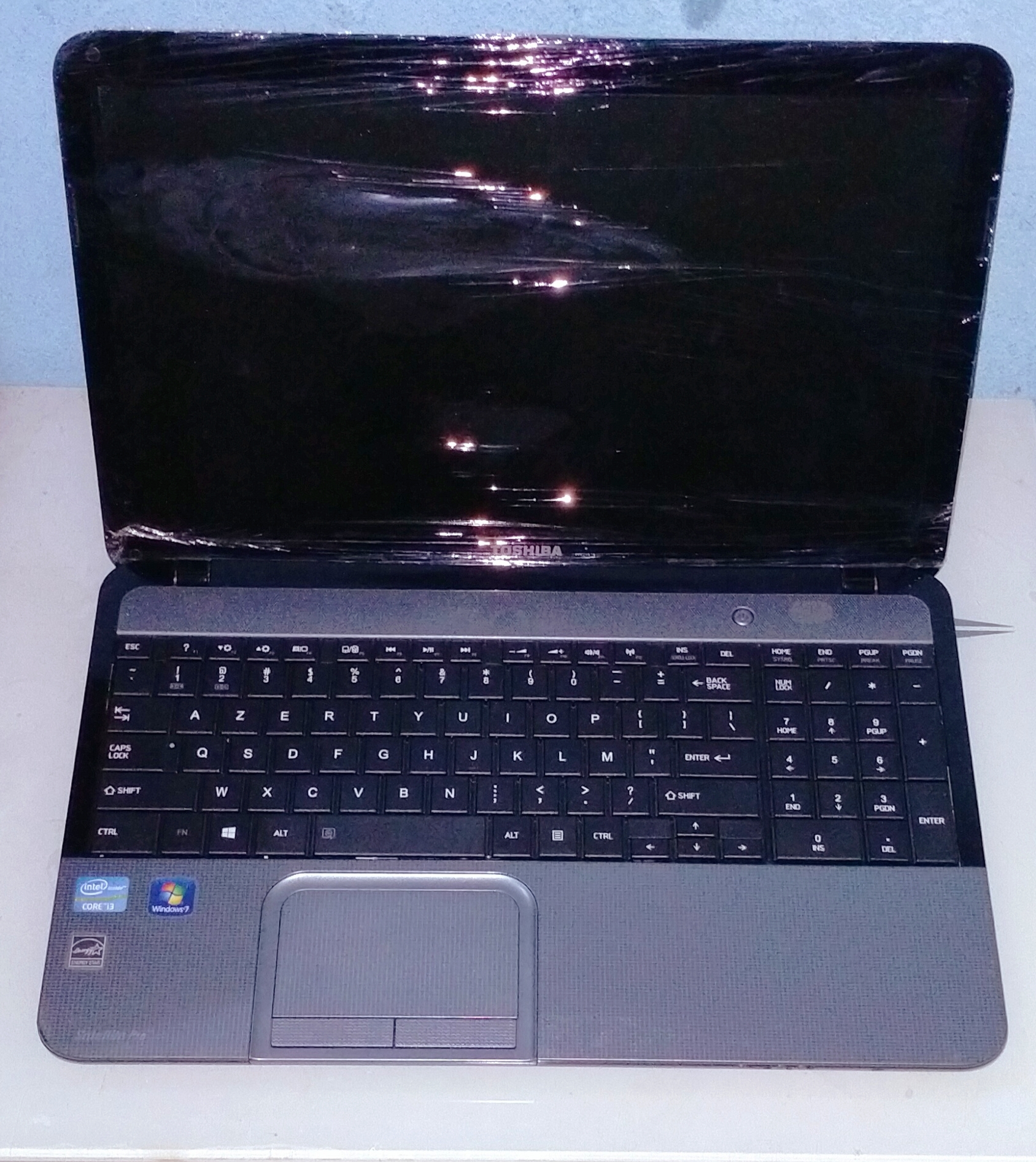 TOSHIBA Slim C850 TOSHIBA Slim C850