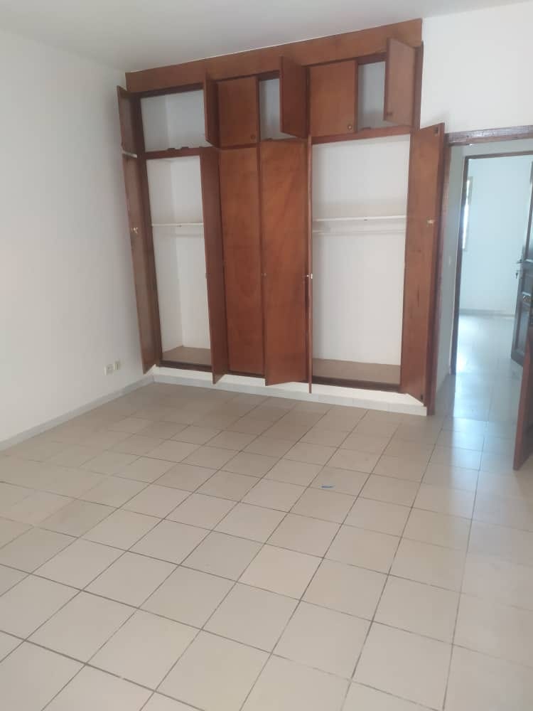 en location un bel appartement 4 pièces aux 2 plateaux 7è tranche en location un bel appartement 4 pièces aux 2 plateaux 7è tranche