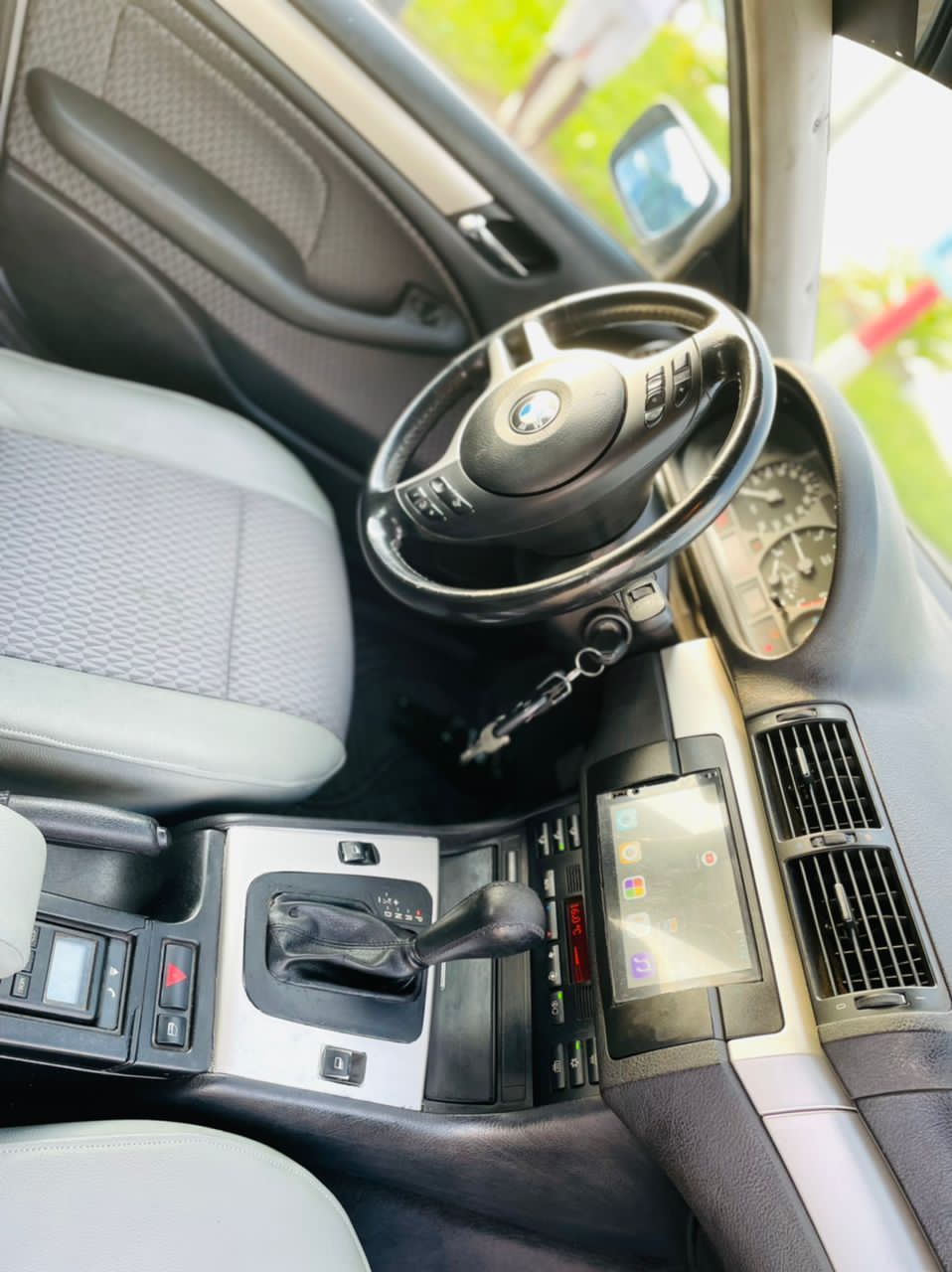 Bmw E 46 automatique EN VENTE