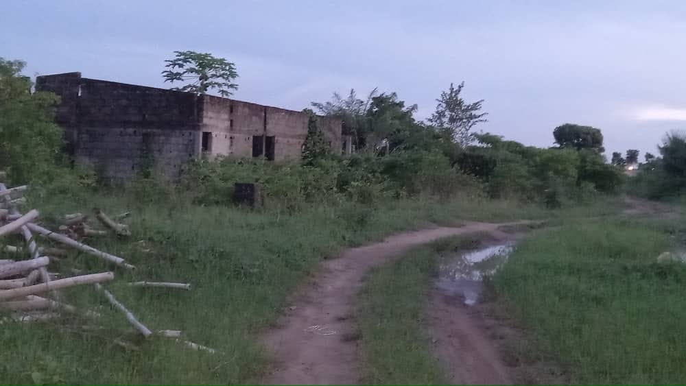 VILLAS INACHEVE EN VENTE