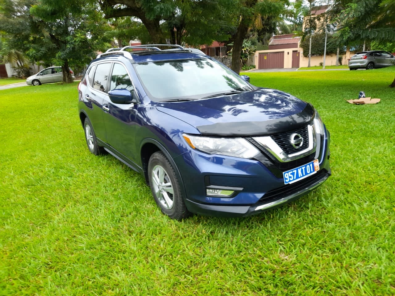 NISSAN ROGUE