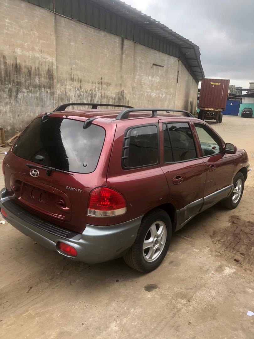 HYUNDAI SANTAFEE