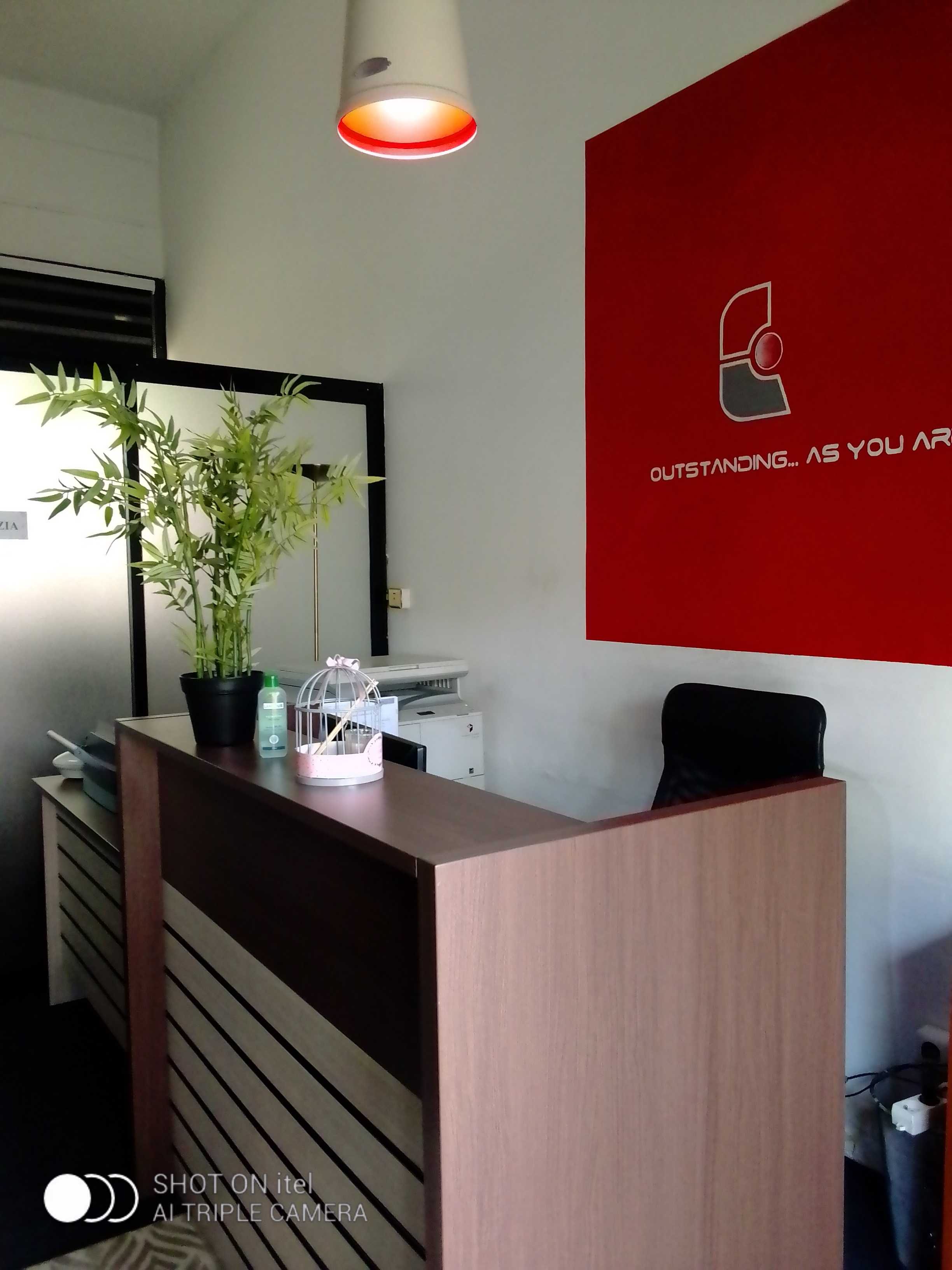 Coworking (bureaux meublés) Coworking (bureaux meublés)