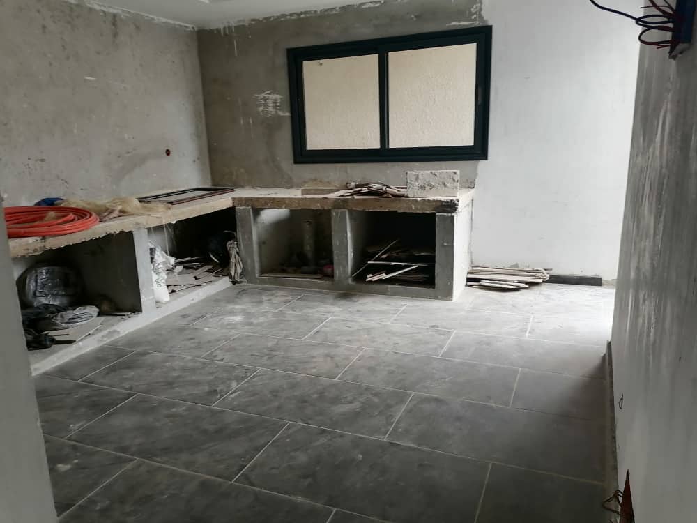 VENTE DE DUPLEX 7 PIÈCES A LA RIVERA FAYA