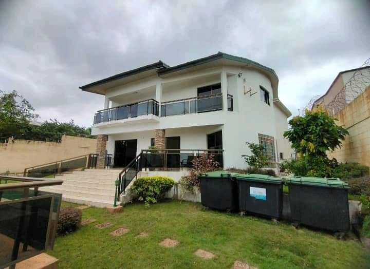 VENTE  DE SOMPTUEUSE DUPLEX DE 7 PIÈCES  SUR 1000m² RIVIERA BONOUMIN VERS ABIDJAN MALL