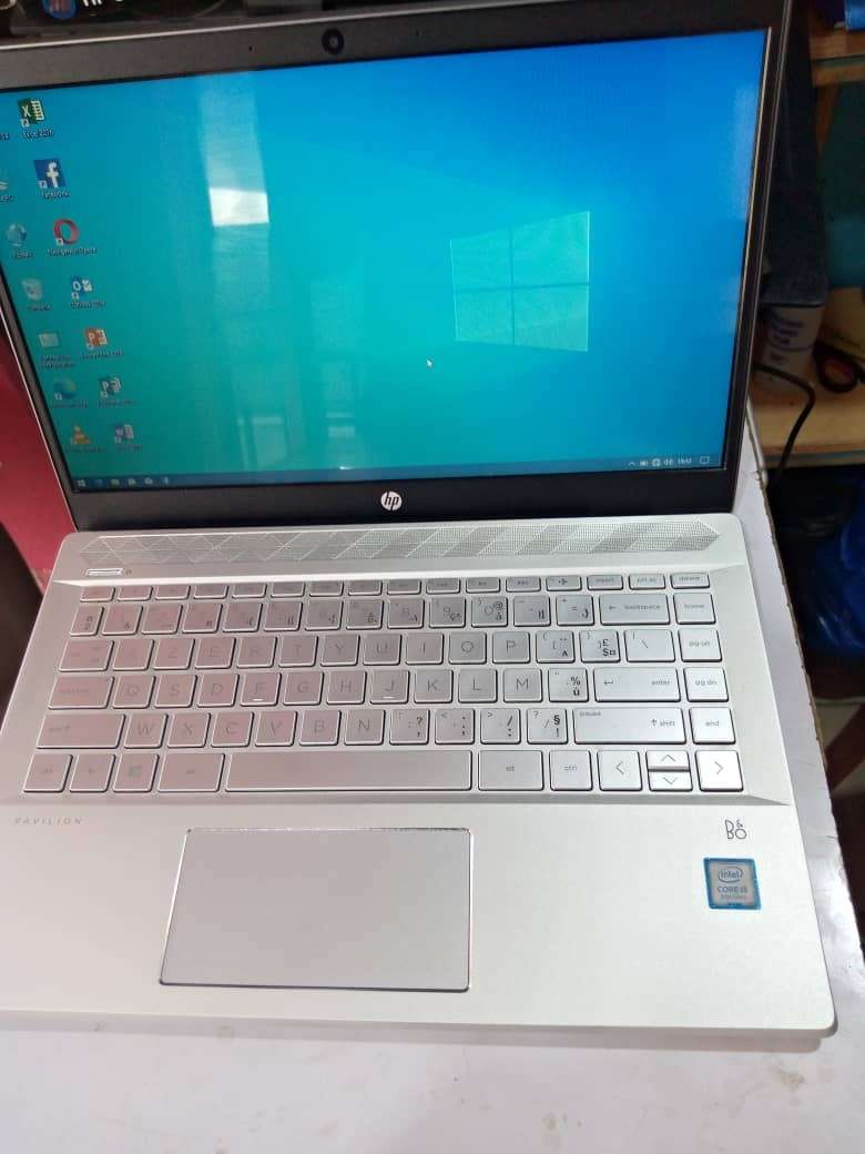 Hp pavillon 14 8th génération, 8Go RAM, 1tera Disque dur