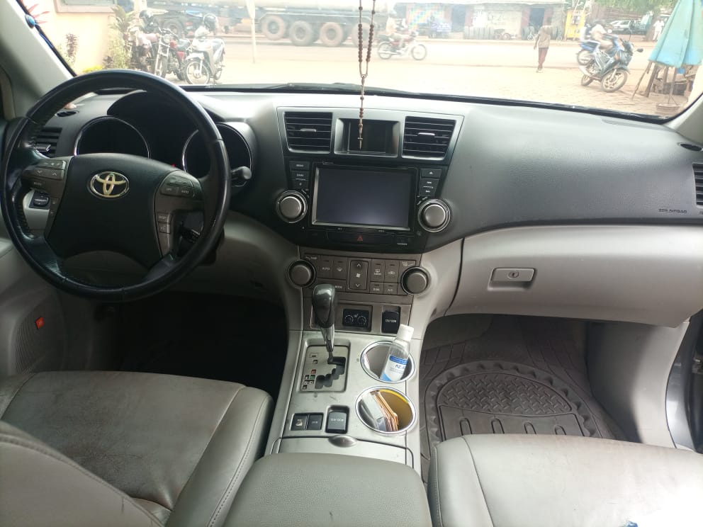 Toyota Highlander 2010 Toyota Highlander 2010
