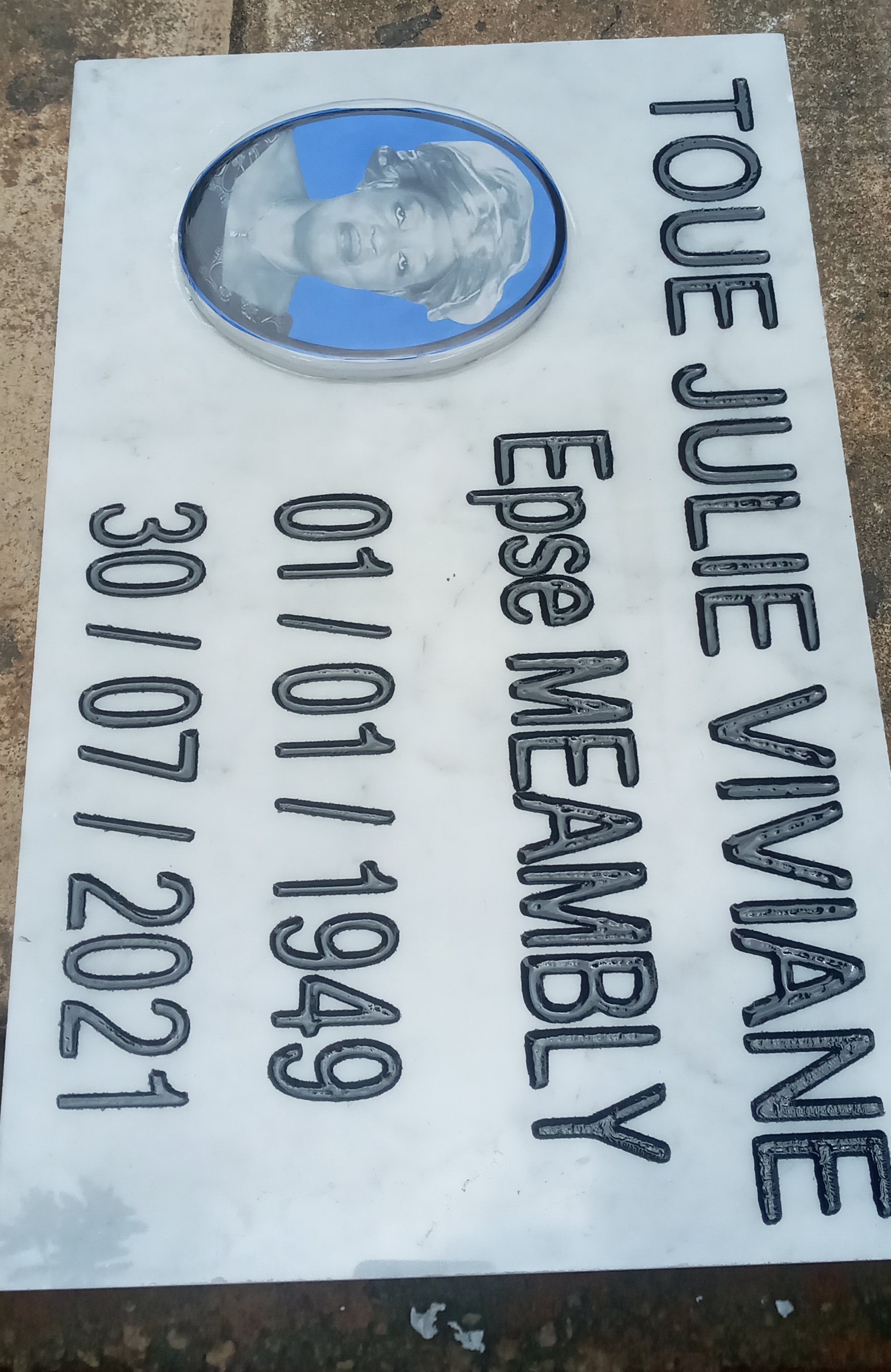 - carte visite  - bâche numérique  - tampons Votre satisfaction,notre priorité !!!