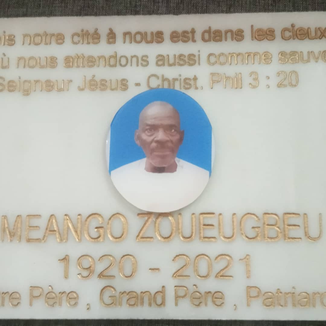 - carte visite  - bâche numérique  - tampons Votre satisfaction,notre priorité !!!