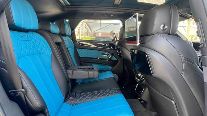 BENTLEY BENTAYGA MULLINER 2019