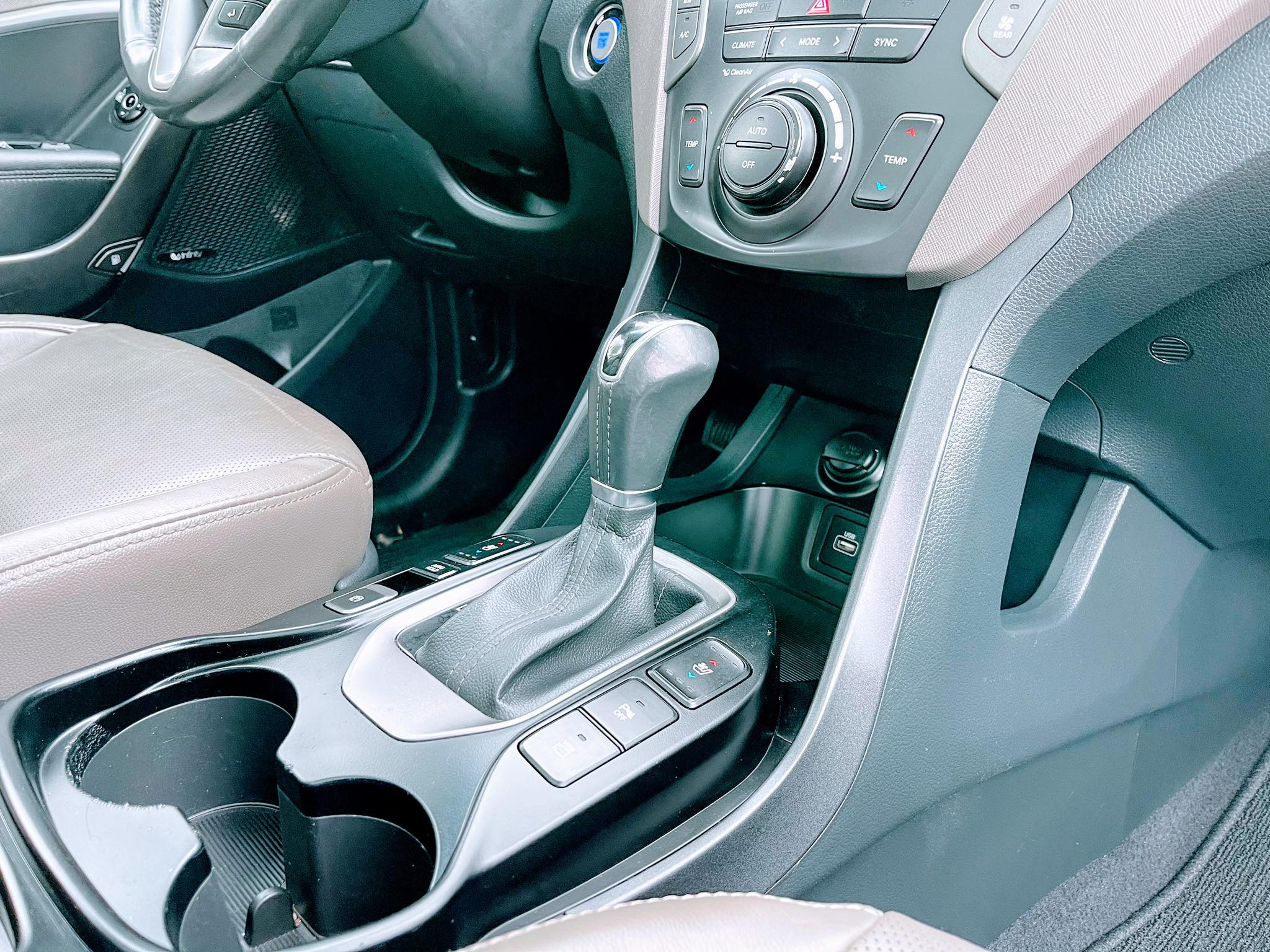 HYUNDAI SANTAFE ULTIMATE MAXI LIMITED | AWD FULL OPTIONS | FRAÎCHEMENT IMPORTÉE | ANNÉE 2018