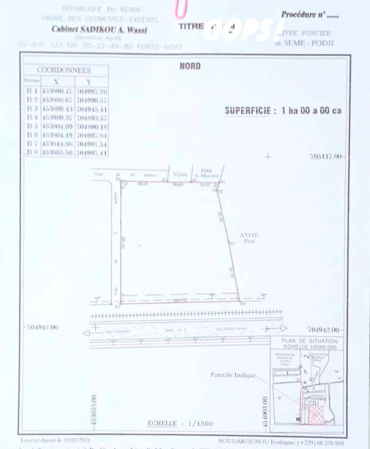 Domaine d'un hectare à vendre à Sème Podji Domaine d'un hectare à vendre à Sème Podji