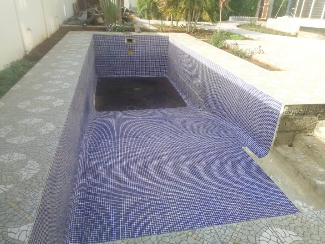 Immeuble à vendre à Fidjrossê Cotonou Immeuble à vendre à Fidjrossê Cotonou