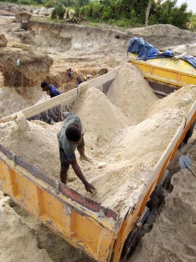 VENTES DE SABLES ET GRAVIERS