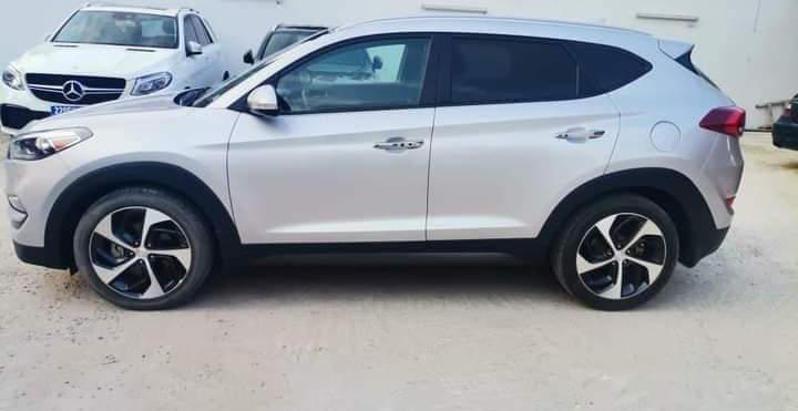 HYUNDAI TUCSON 2016