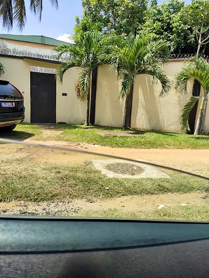 une villa de  4 pièces en vente à Cocody