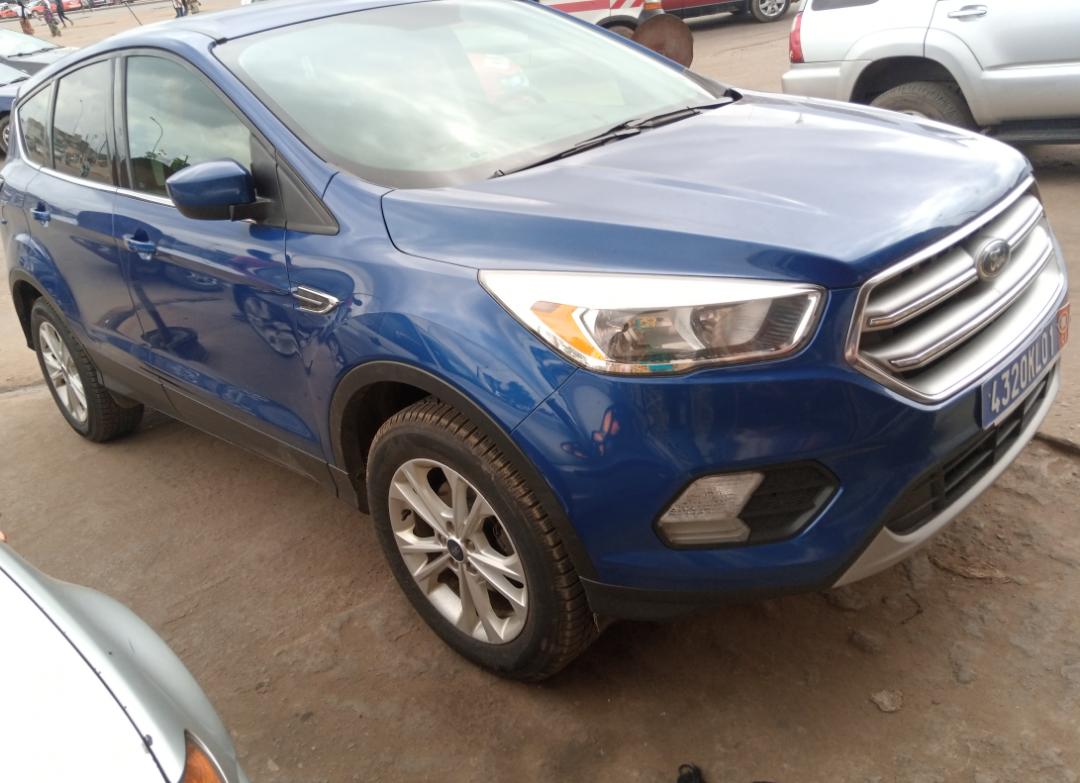 vente du véhicule SANTAFÉ