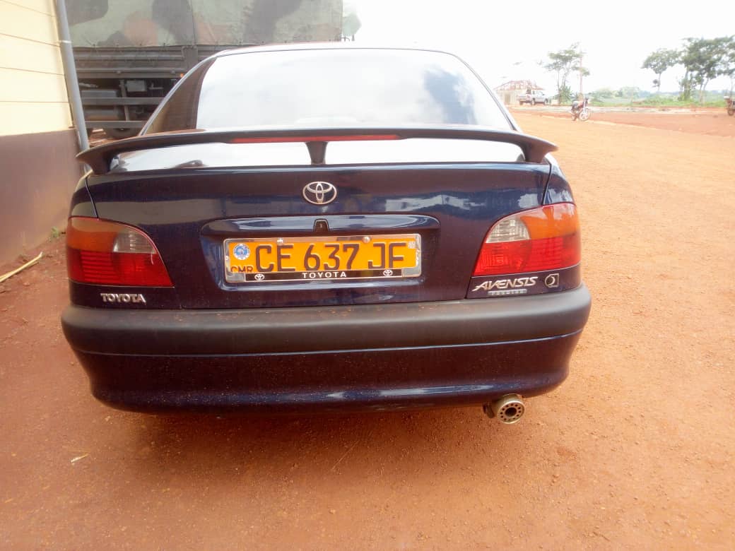 Toyota Avensis 2000 Toyota Avensis 2000