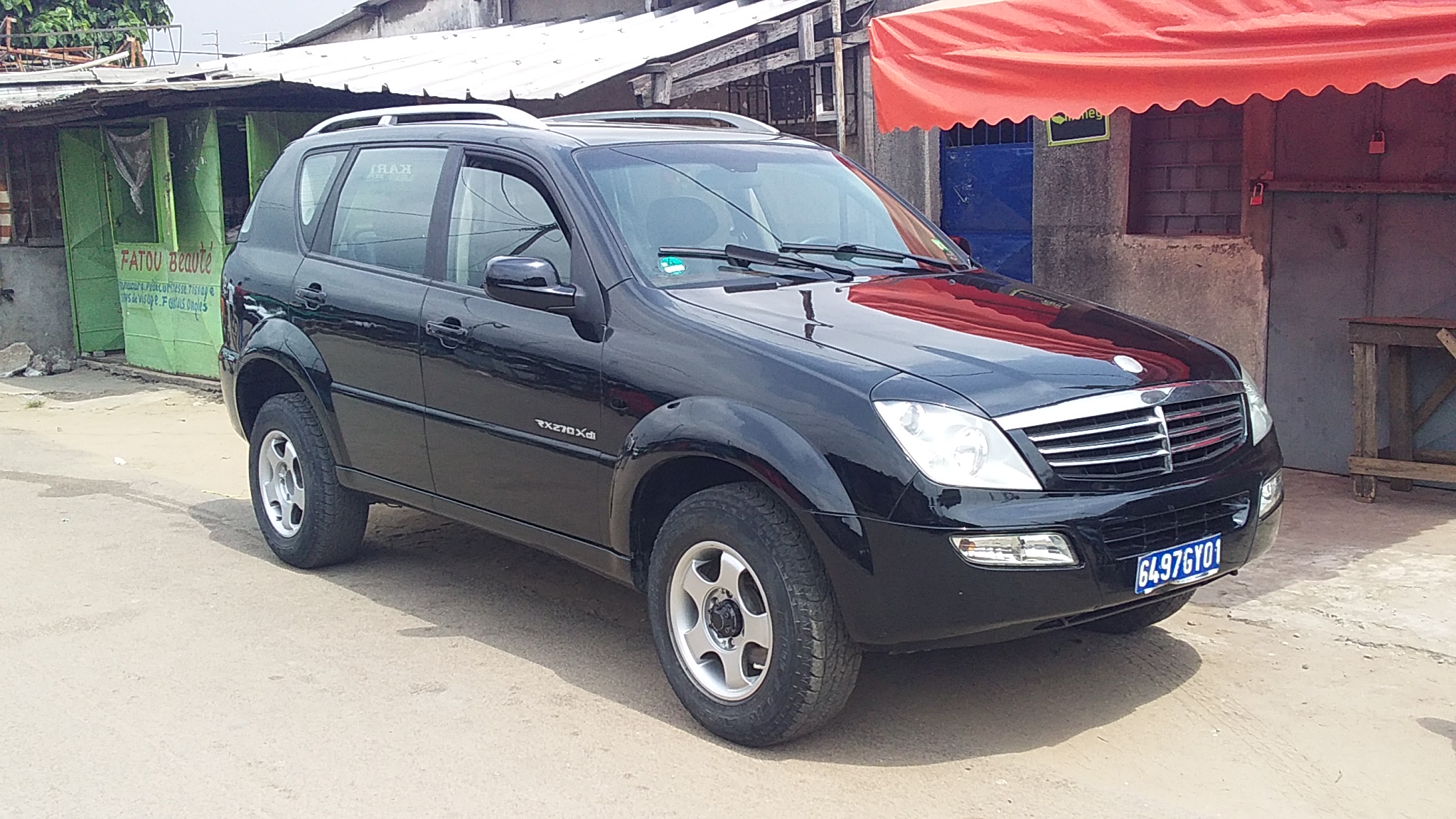 SUV REXTON A LOUER AVEC OU SANS CHAUFFEUR