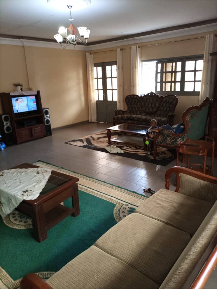 belle villa avec dépendance a vendre