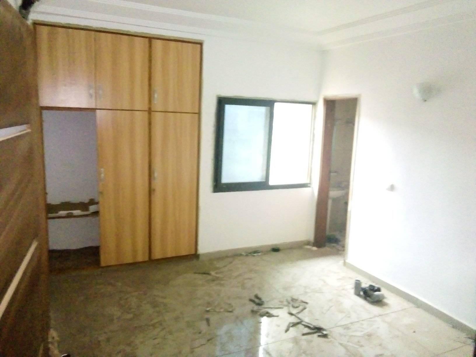 nous mettons en location des studios et appartements 3 pièces à cocody dokui azur