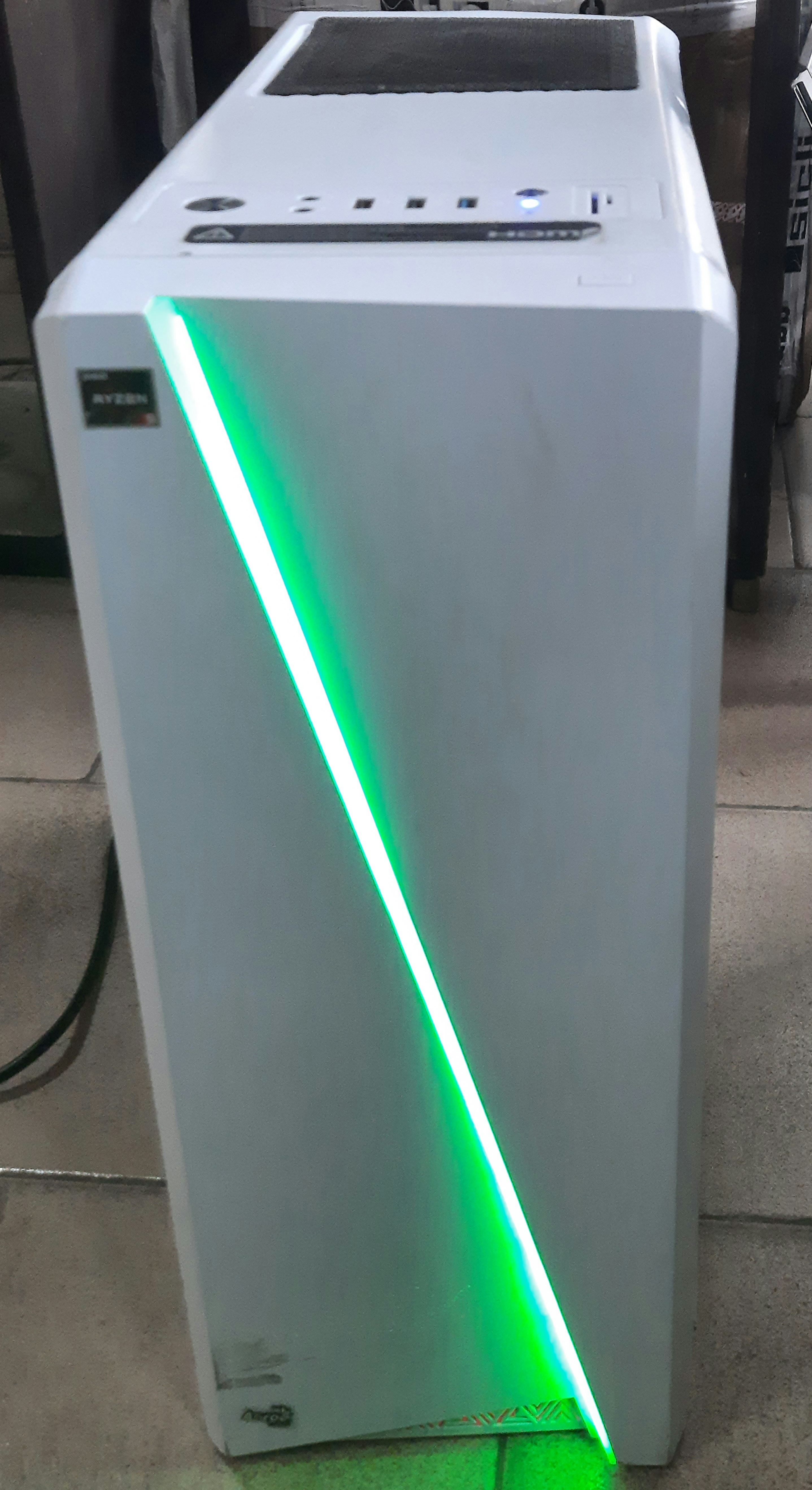 BUREAU GAMER MSI RYZEN 5