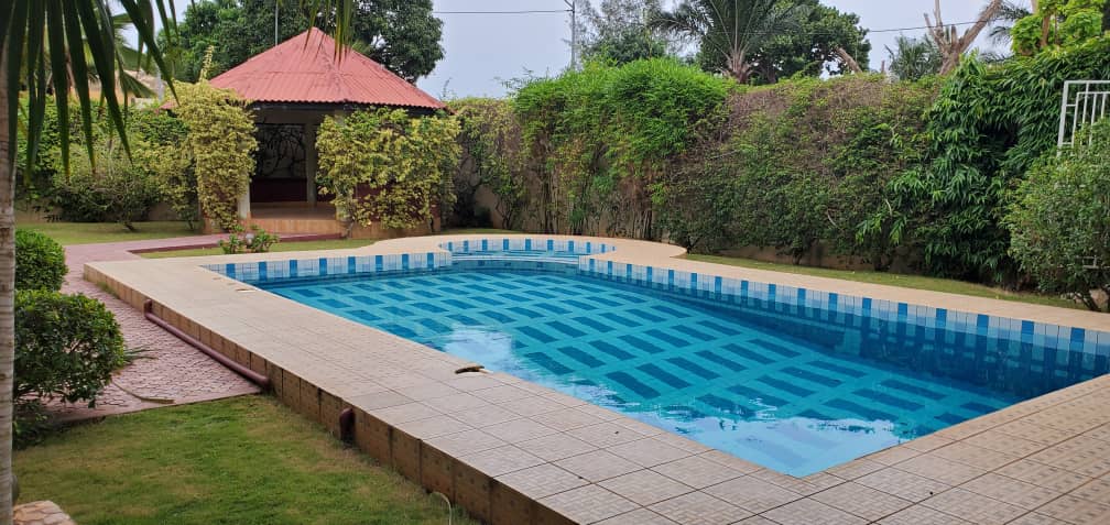 Location d’une maison à piscine et jardin Location d’une maison à piscine et jardin