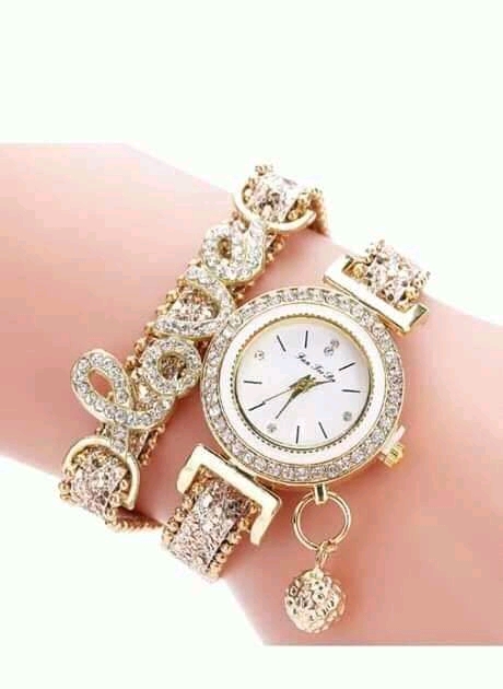 Montre avec bracelets de luxe