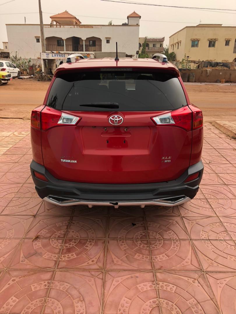 entreprise AKDR mali commerce général international partenariat vente achats locations fournitures tout matériels Toyota rav4