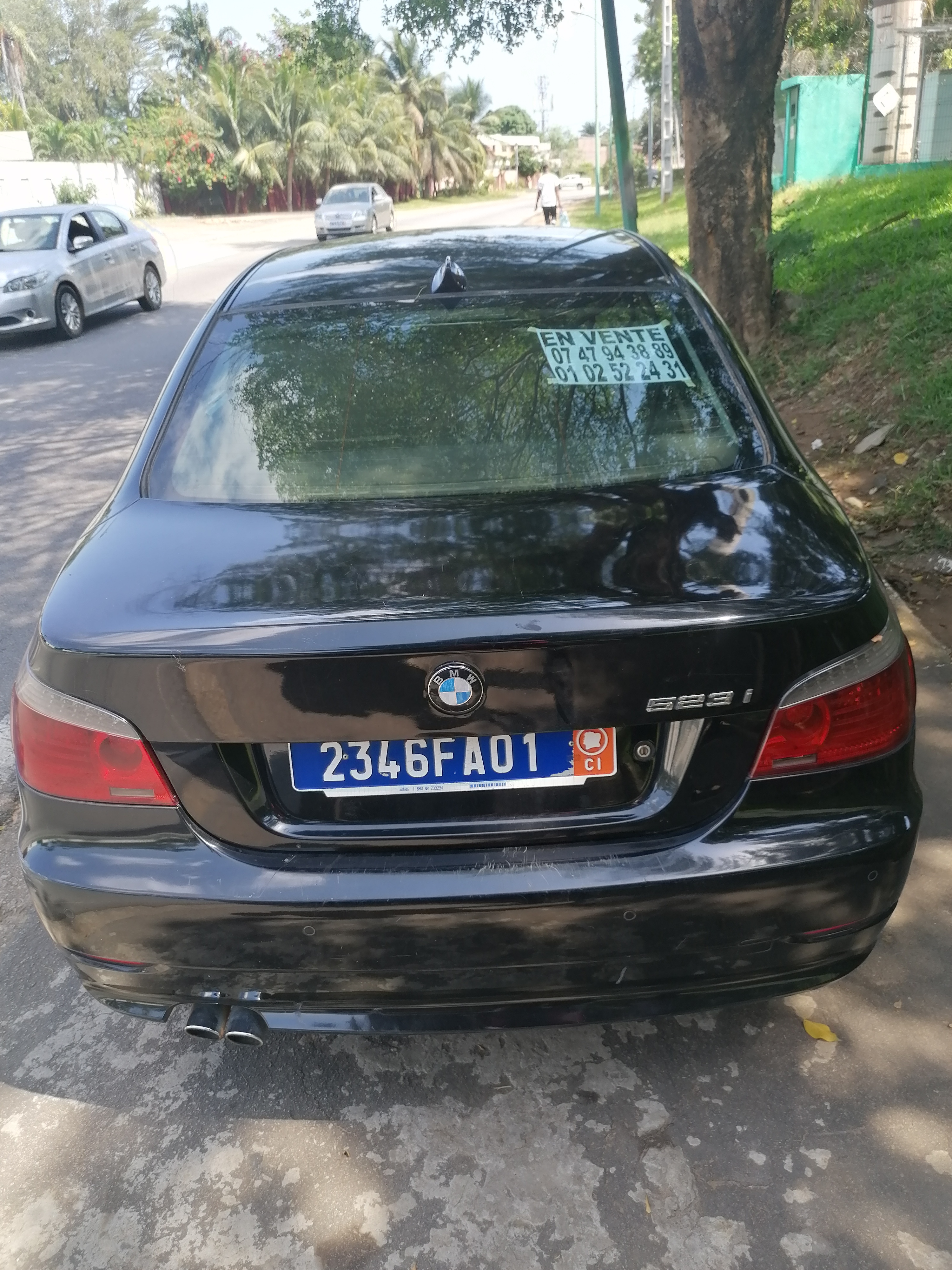 BMW E90 ESSENCE BOÎTE AUTOMATIQUE CLIMATISATION D ORIGINE