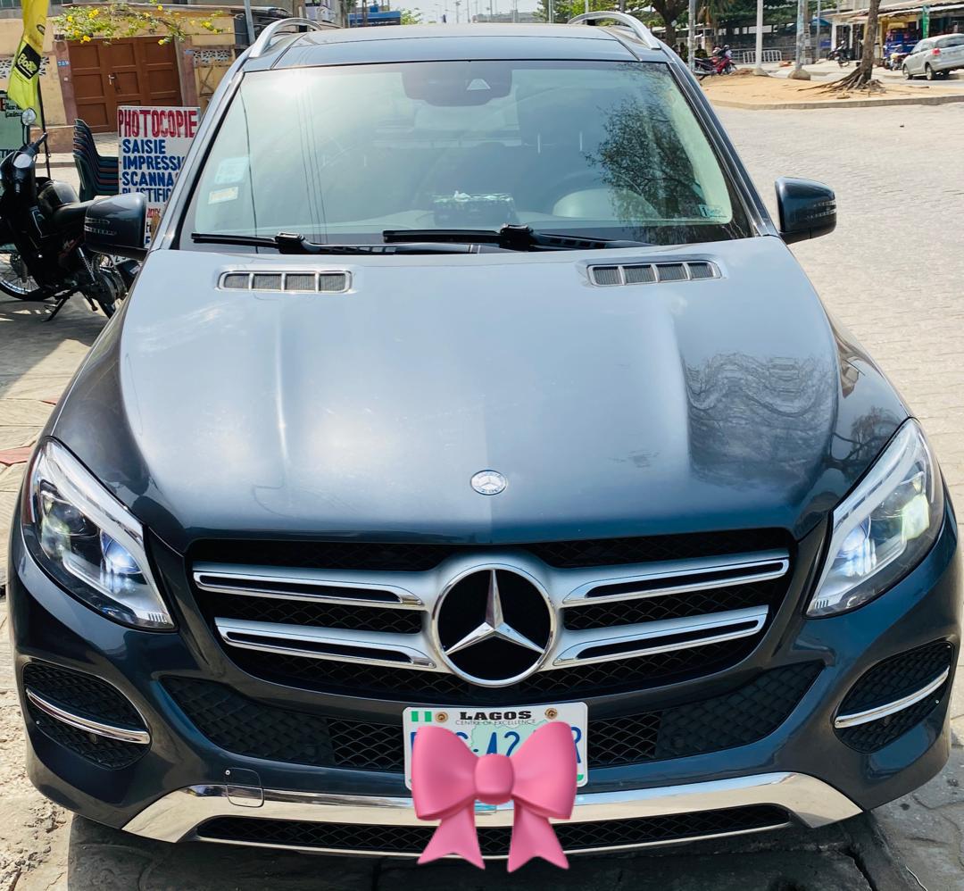 Mercedes GLE 350 ~ 4MATIC Mercedes GLE 350 ~ 4MATIC