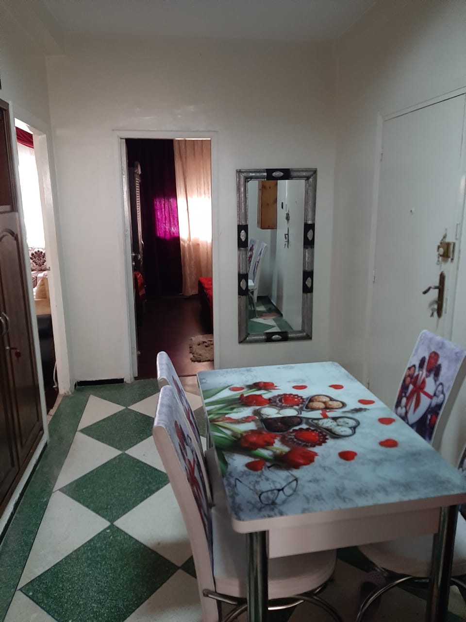 Location d'un appartement meublé à  Agdal