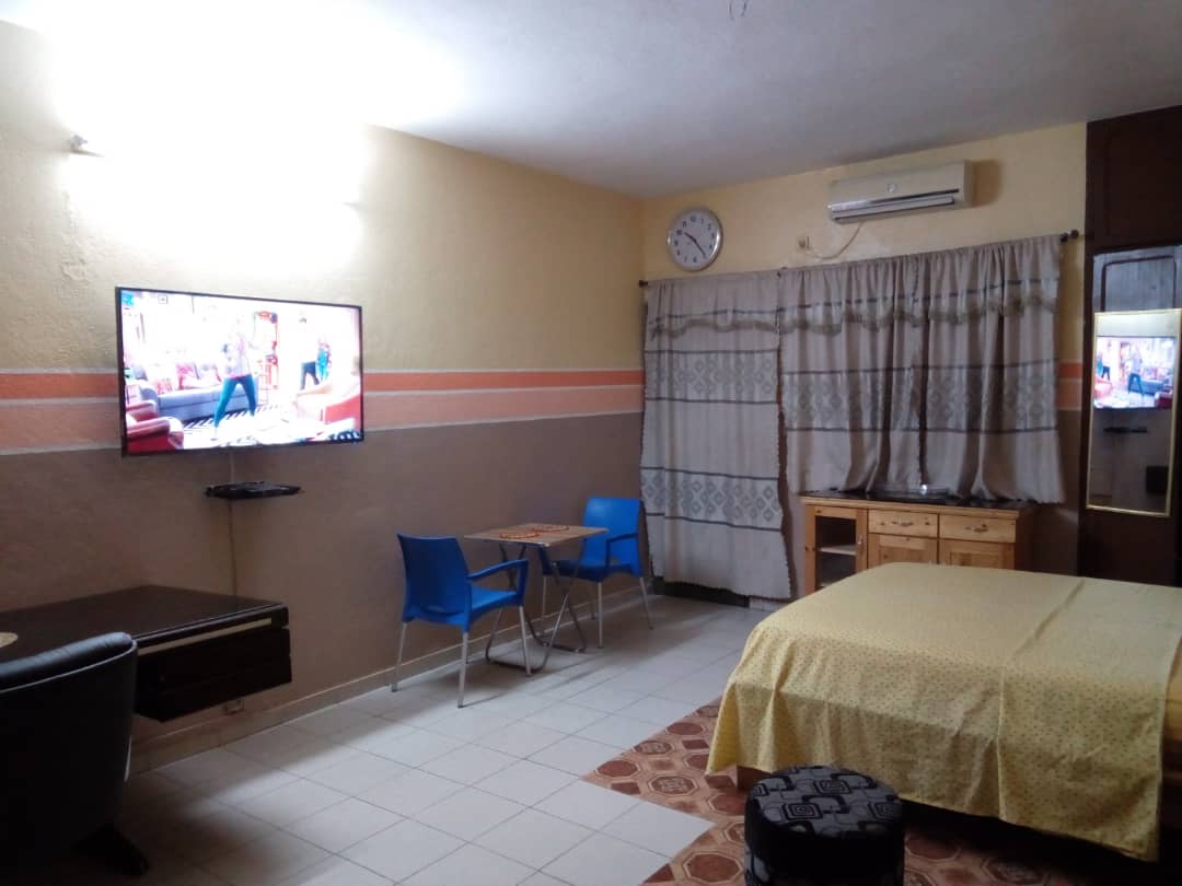 location de studio meublé a Angre 7e tranche location de studio meublé a Angre 7e tranche