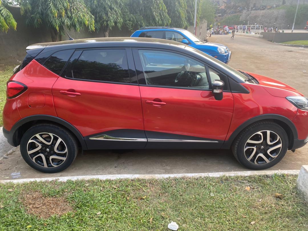 RENAULT CAPTUR A LOUER