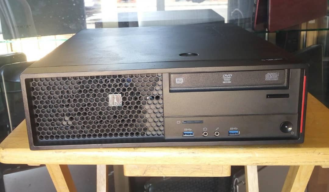 Unité centrale Core i7 - LENOVO