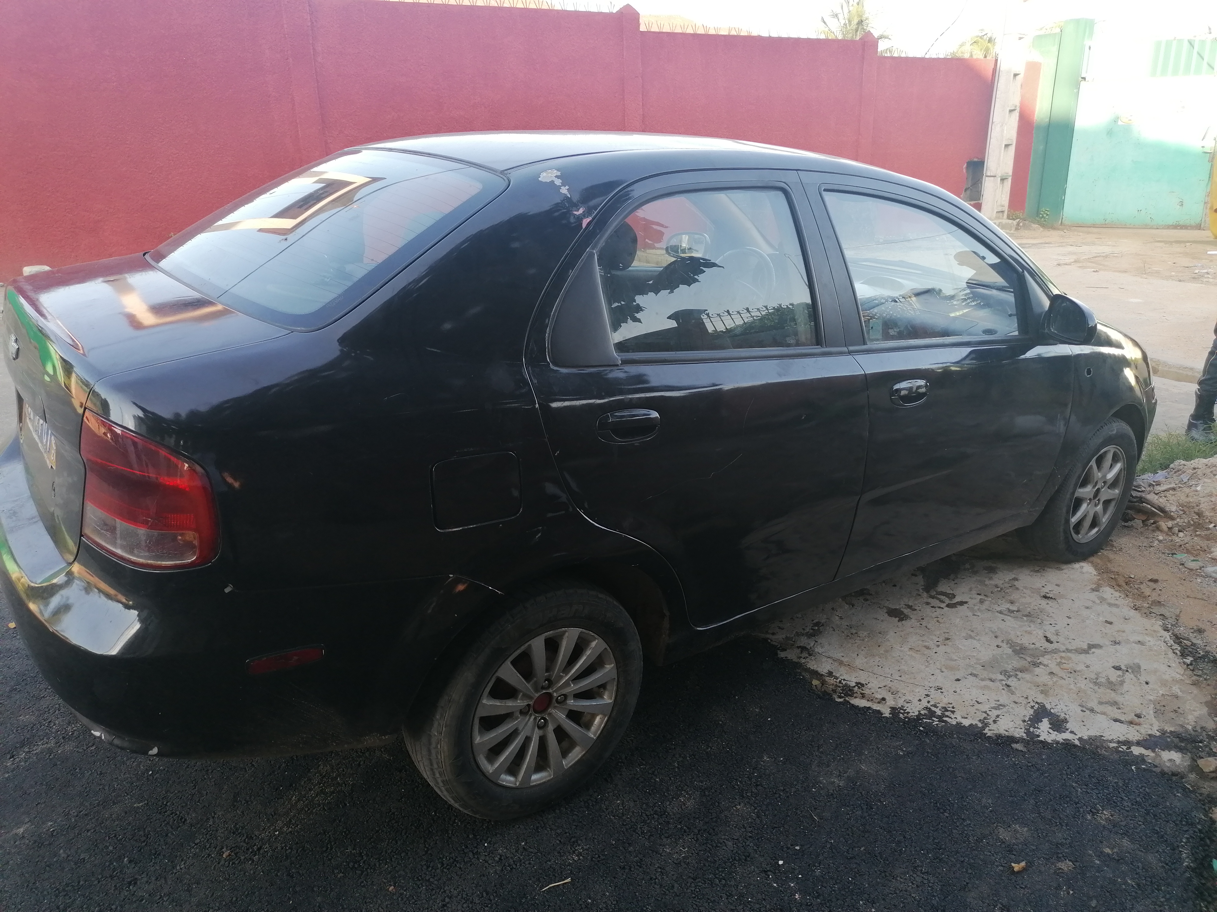 CHEVROLET AVEO ANNÉE 2007 ESSENCE BOÎTE AUTOMATIQUE