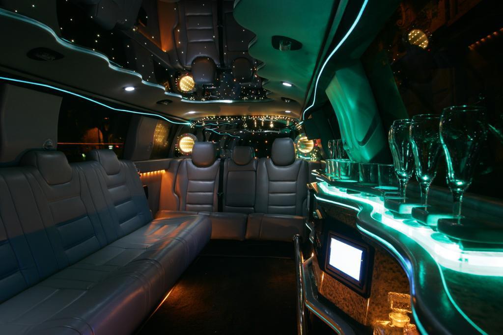 LIMOUSINE A LOUER