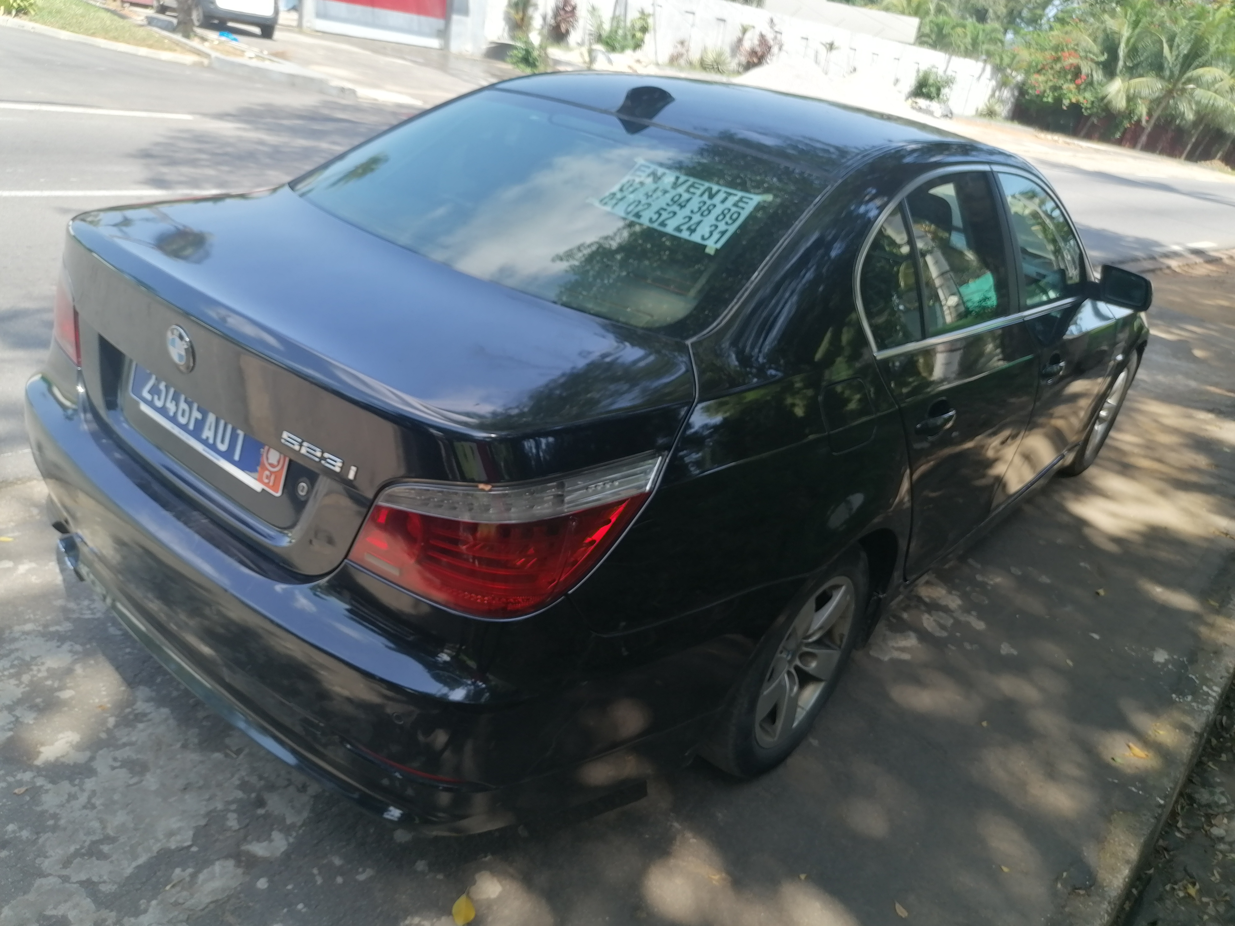 BMW E90 ESSENCE BOÎTE AUTOMATIQUE