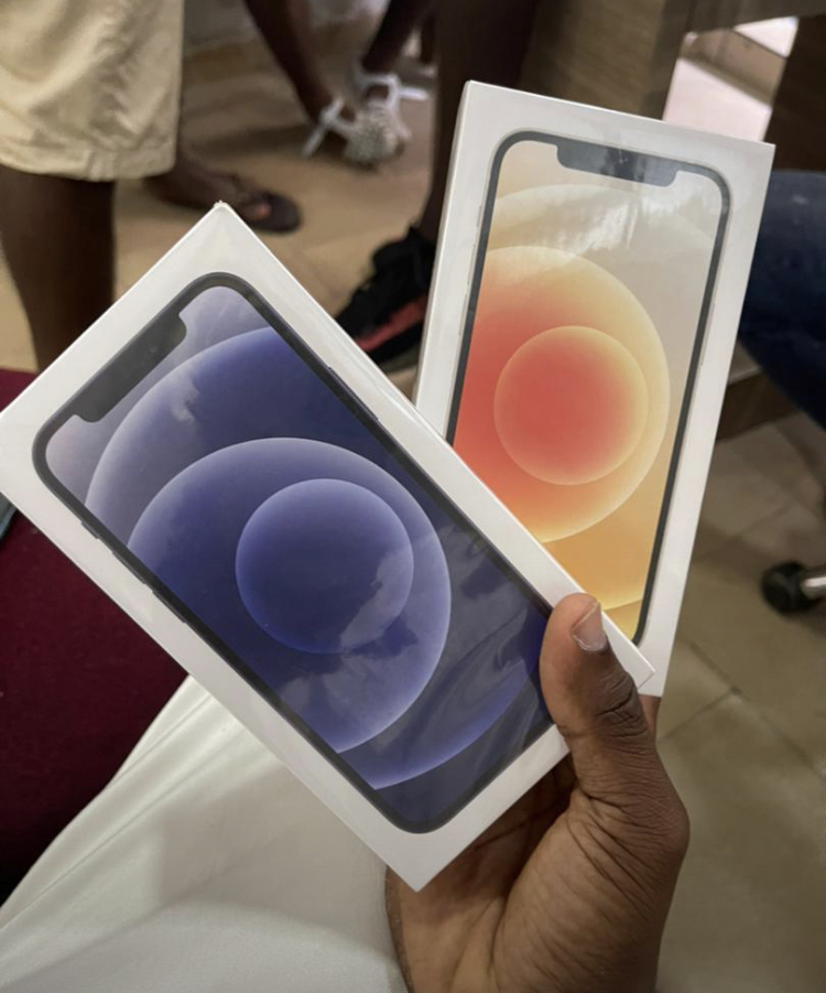 iPhone 12 neuf iPhone 12 neuf