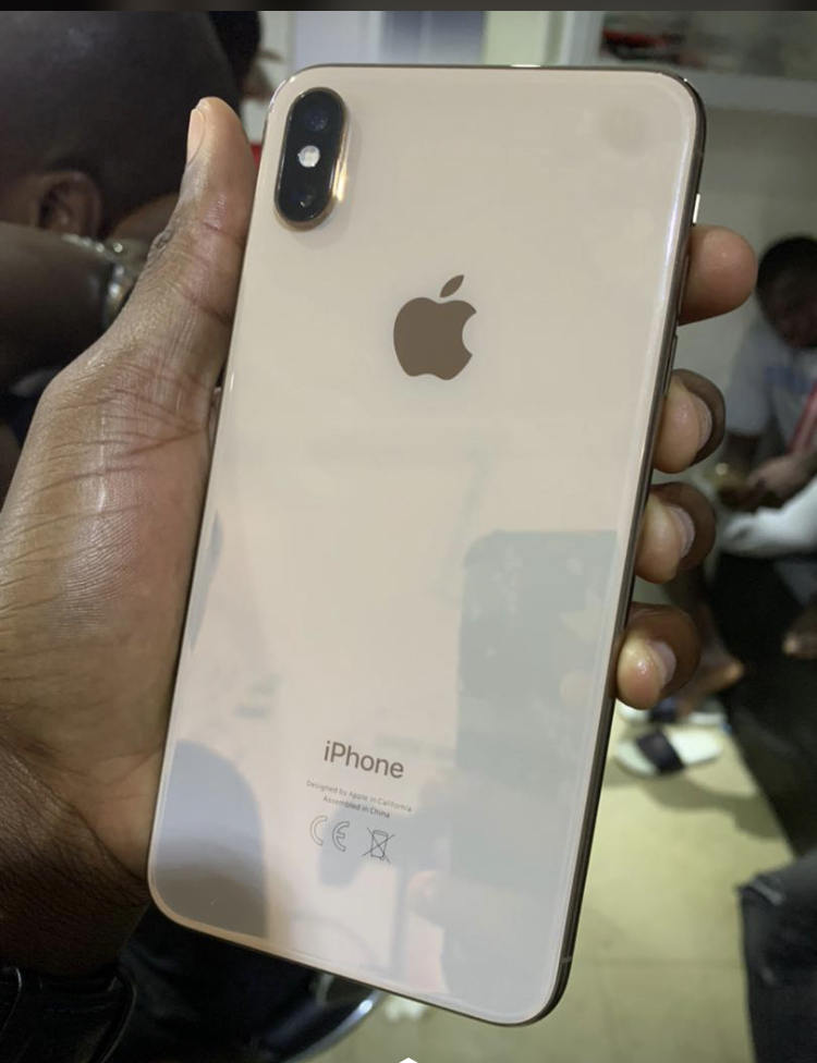 iPhone XS Max sans Face ID